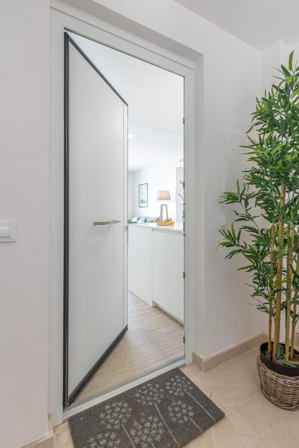 M A R I V E N T Suite With Bathroom And Terrace 50 M2 로지즈 외부 사진