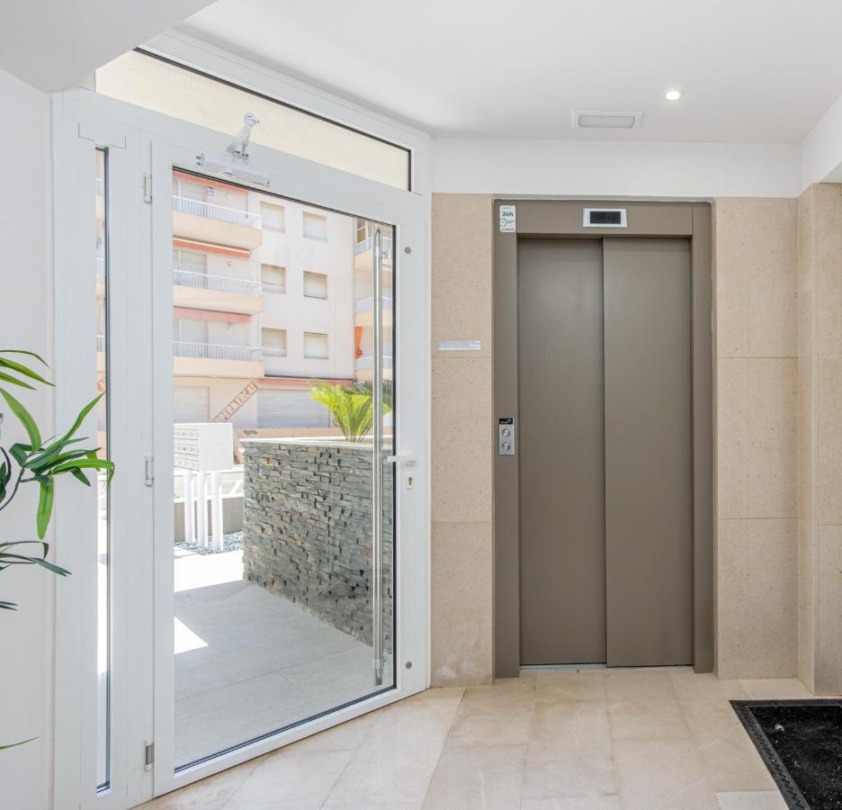 M A R I V E N T Suite With Bathroom And Terrace 50 M2 로지즈 외부 사진