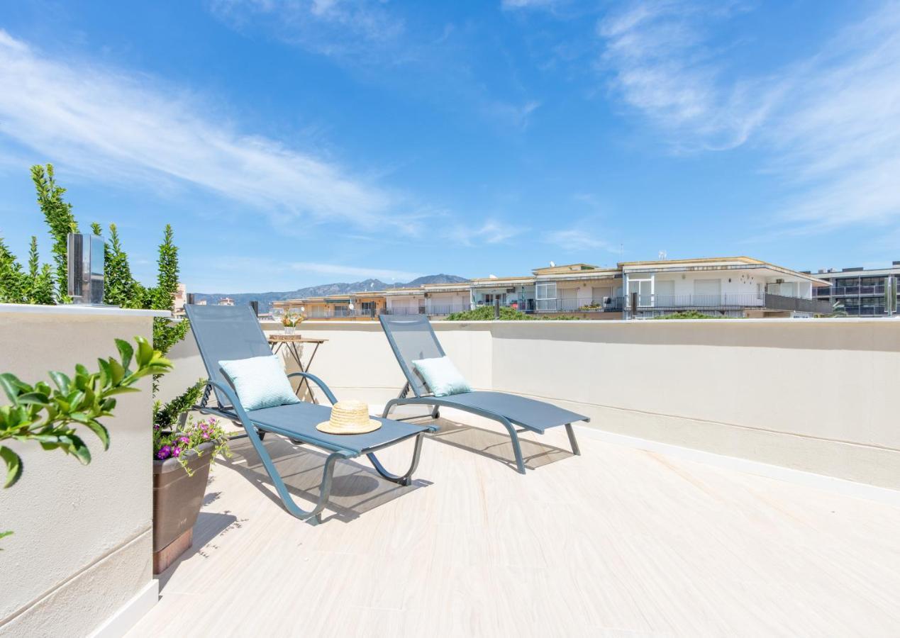 M A R I V E N T Suite With Bathroom And Terrace 50 M2 로지즈 외부 사진