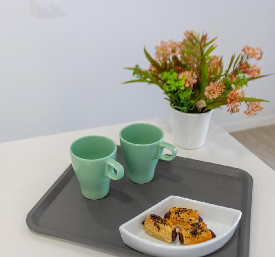 M A R I V E N T Suite With Bathroom And Terrace 50 M2 로지즈 외부 사진